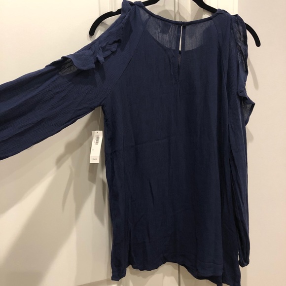 NWT Old Navy navy blue cold shoulder ruffled top - Picture 4 of 4